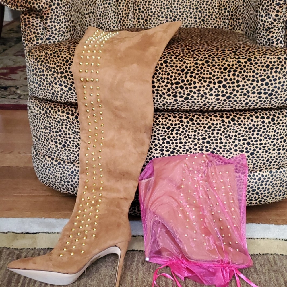 TAN/CAMEL AND GOLD OVER THE KNEE HEELED BOOTS